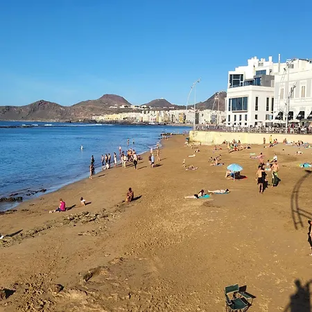 In Palmas By Playa De Canteras * Las Palmas de Gran Canaria
